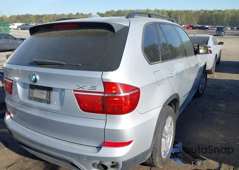 2011 BMW X5 xDrive35I/xDrive35I Premium/xDrive35I Sport Activity z USA, uszkodzony, nr VIN 5UXZV4C51BL741538